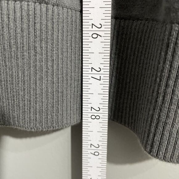 GAP Men’s Large Gray Striped Lightweight Sweater NWT Casual Comfy Layering - Picture 6 of 10